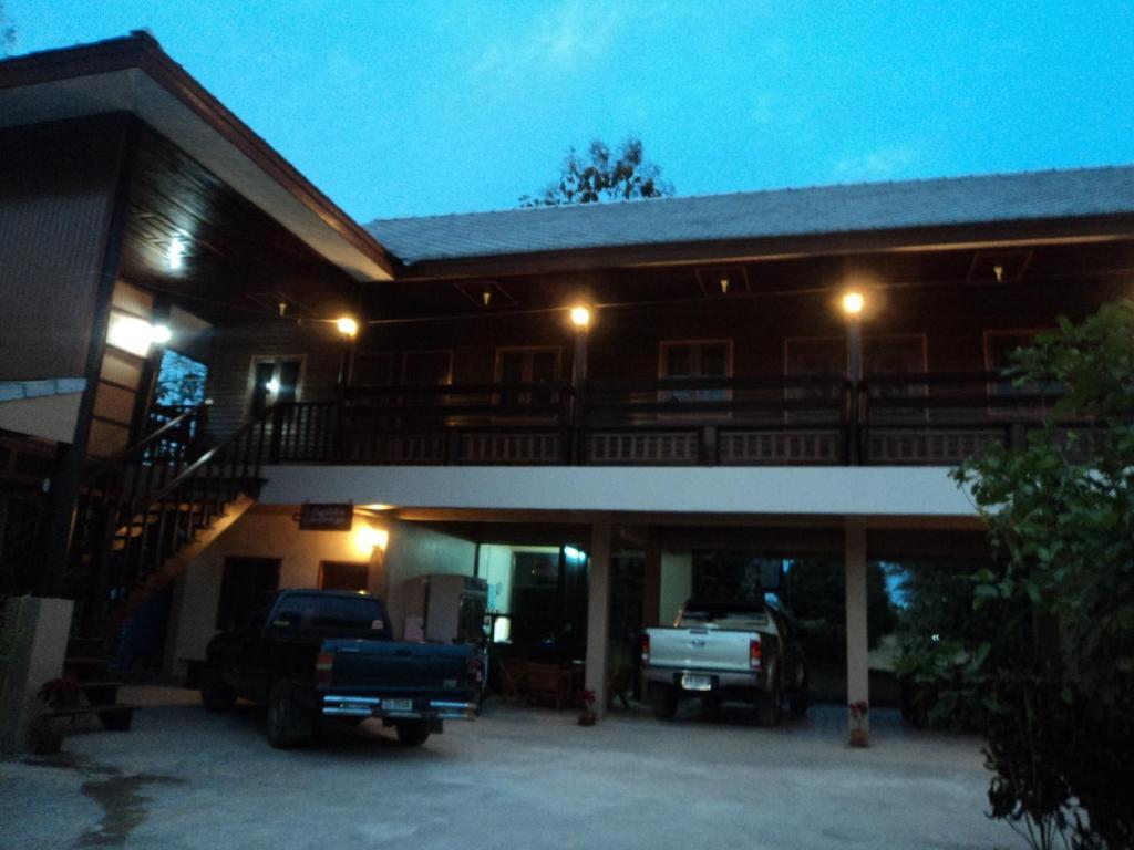 Ban Suan Mai Ngam Hotel Nan Exterior foto